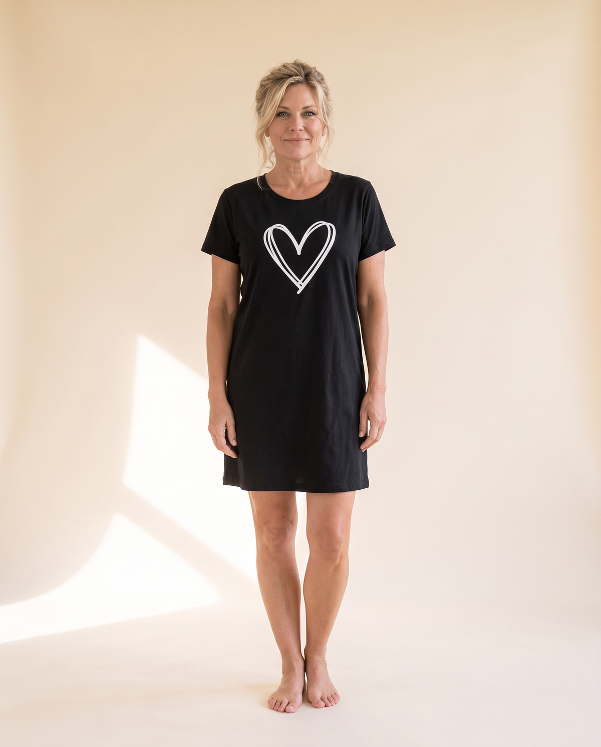 Big Hearts lightweight nightdress in Black, front view